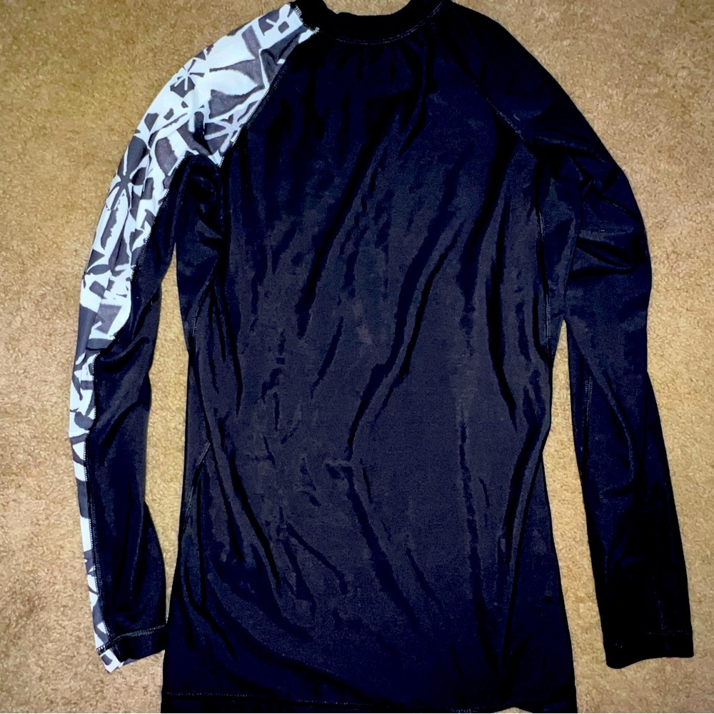 Surf Shirt - Picture 3 of 3